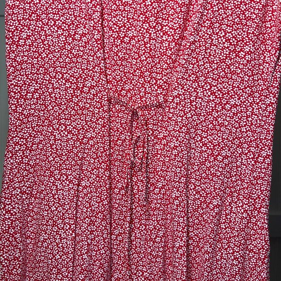 Divided H&M Ditsy Floral Red White Tie Back Shift Dress Button Down Small - Picture 7 of 10